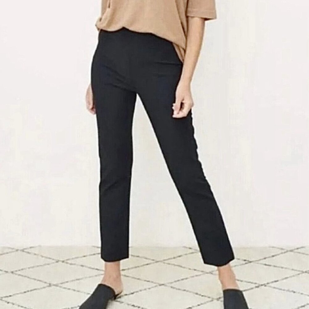 Women’s Black Slim Ankle Pants